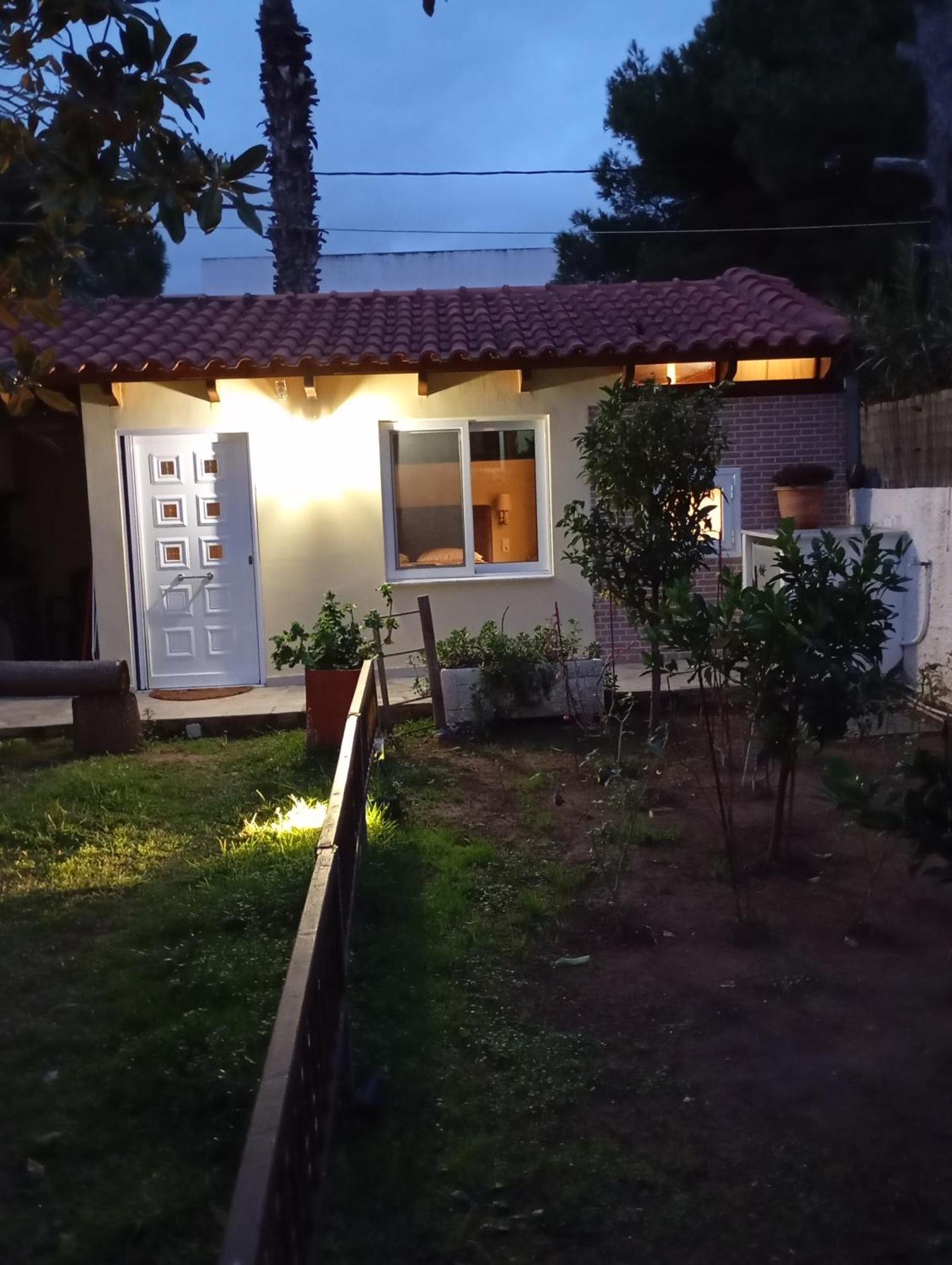 Anna'S Apartment And Studio Artemida  Luaran gambar