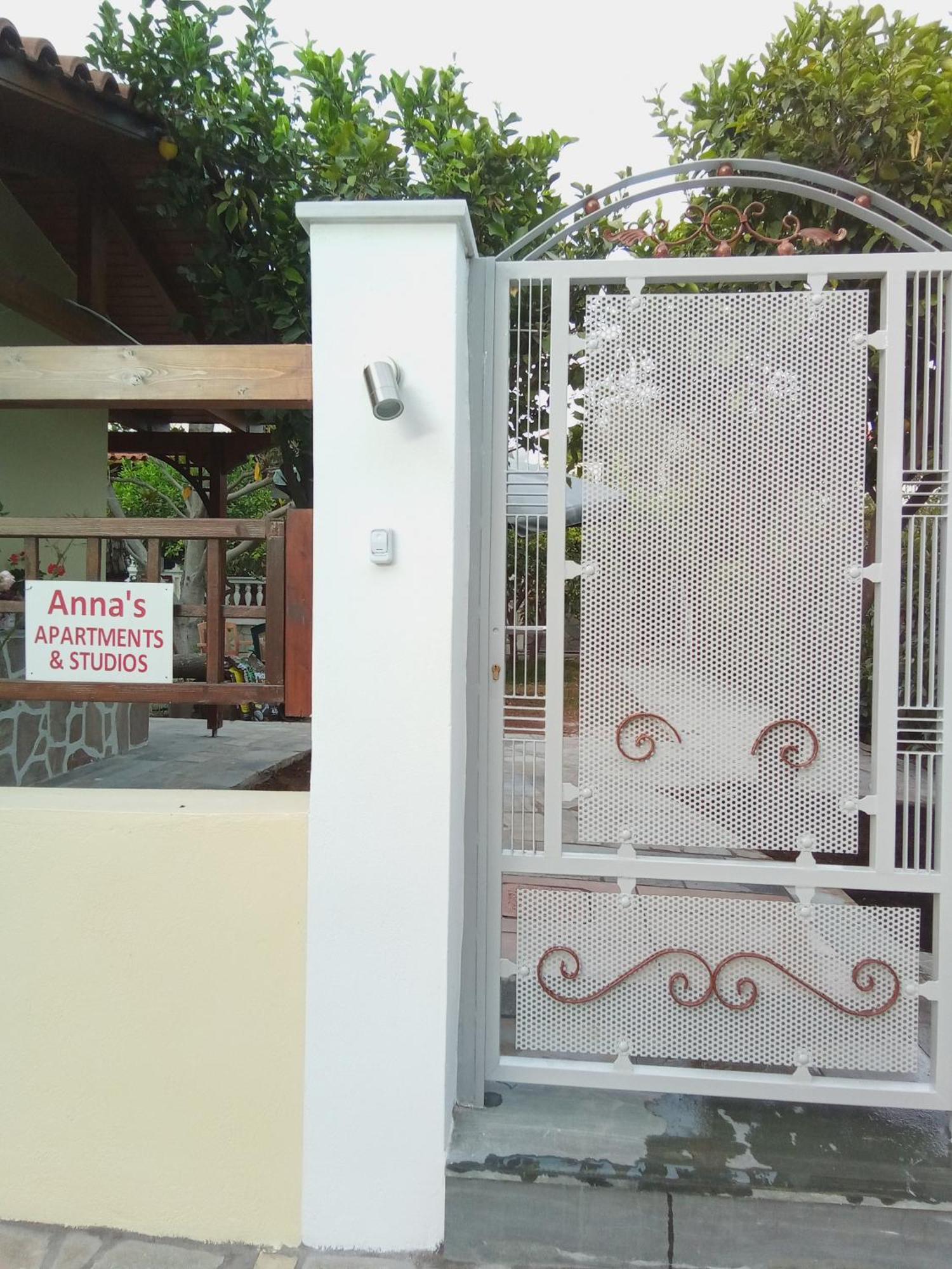 Anna'S Apartment And Studio Artemida  Luaran gambar