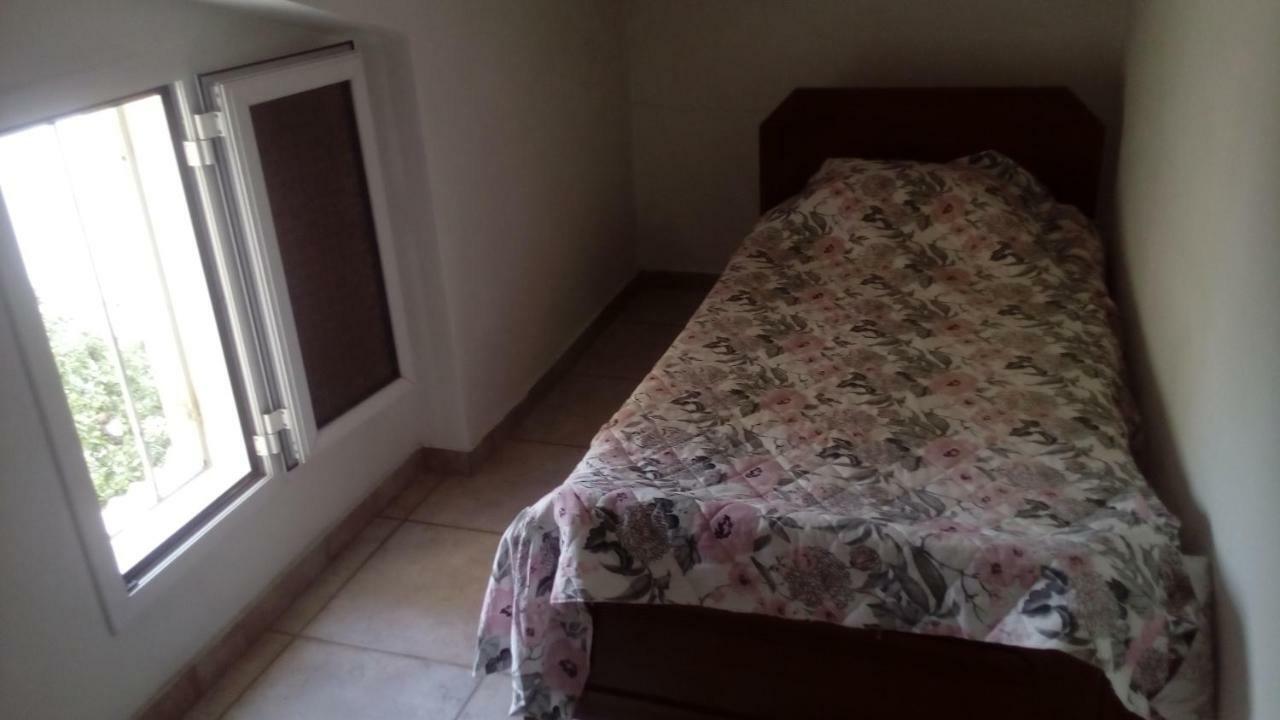 Anna'S Apartment And Studio Artemida  Luaran gambar